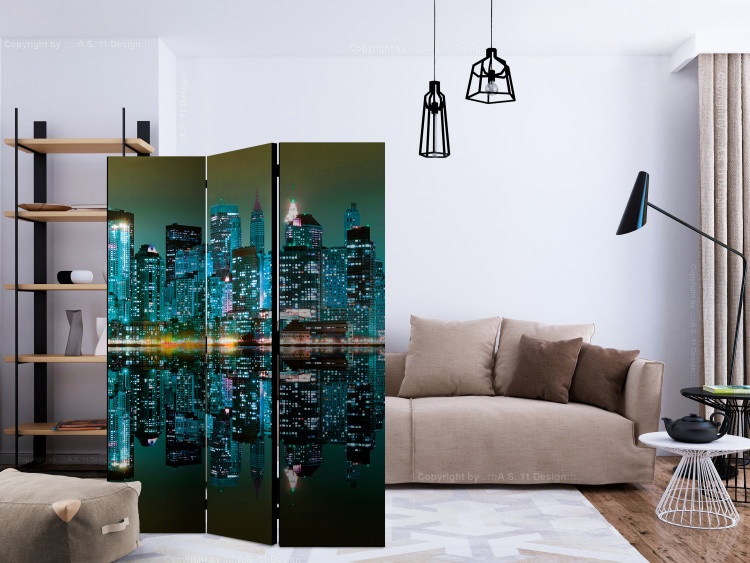 Room Separator Gold Reflections - NYC (3-piece) - city skyline against the night sky 124152 additionalImage 4