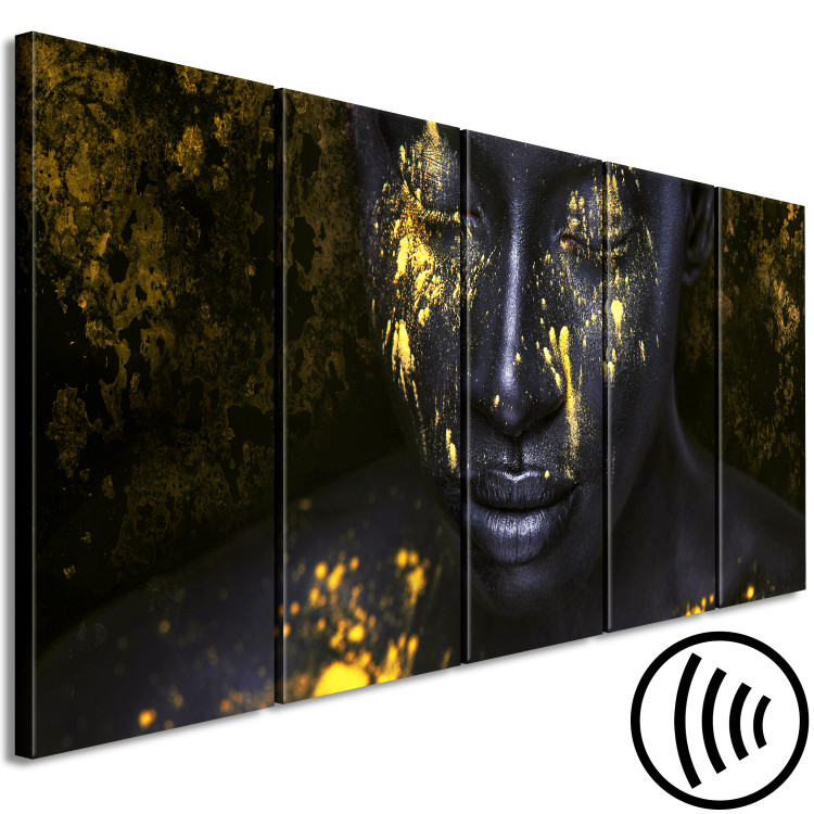 Canvas Bathed in Gold (5-piece) Narrow - glamorous woman's face 129852 additionalImage 6
