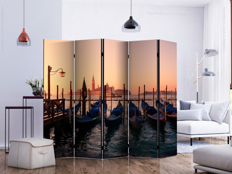 Room Divider Screen Into the Unknown with a Gondola II (5-piece) - boats against the backdrop of a sunset 124162 additionalImage 2