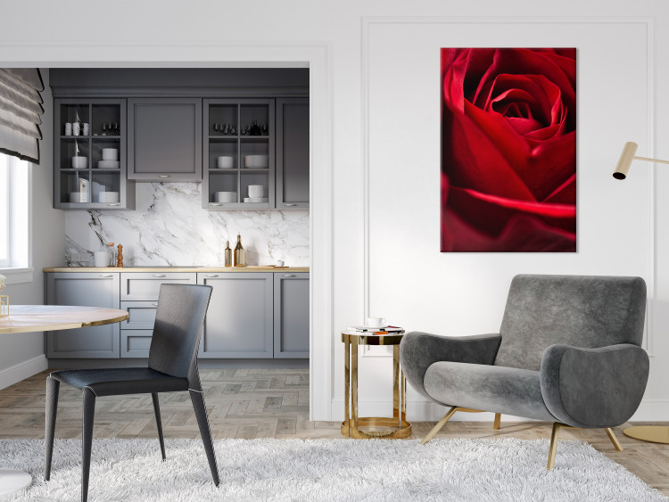 Canvas Art Print Red Flower (1-piece) - close-up of delicate rose petals 144772 additionalImage 3