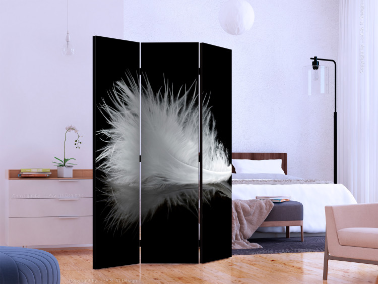 Room Separator Fleeting Moment (3-piece) - delicate white feather amidst blackness 124182 additionalImage 2
