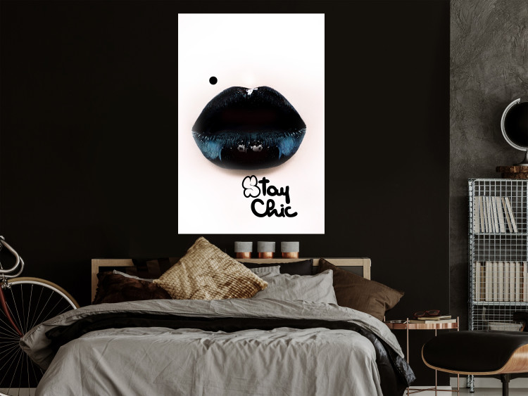 Poster Stay Chic - shiny lips and English text on a white background 130792 additionalImage 2
