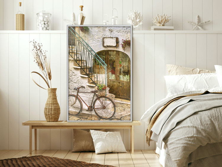 Poster Old Alley - rusty bicycle against the backdrop of Italian city architecture 135892 additionalImage 20