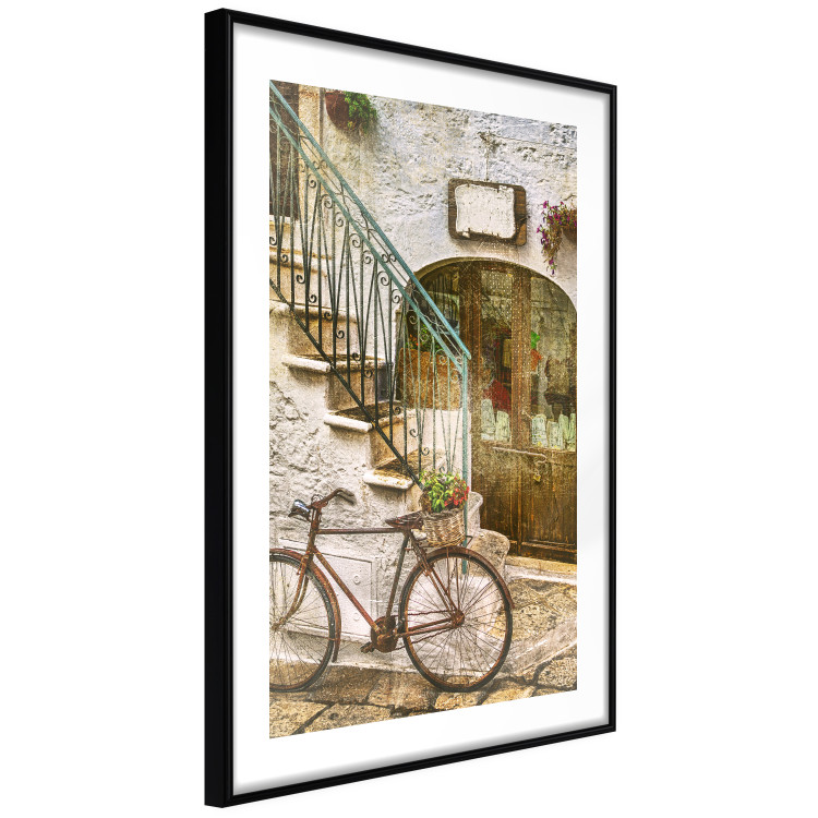 Poster Old Alley - rusty bicycle against the backdrop of Italian city architecture 135892 additionalImage 4