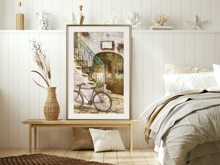 Poster Old Alley - rusty bicycle against the backdrop of Italian city architecture 135892 additionalImage 25