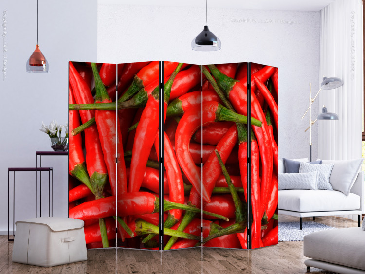 Room Divider Chili Pepper - Background II (5-piece) - composition in red vegetables 133303 additionalImage 2