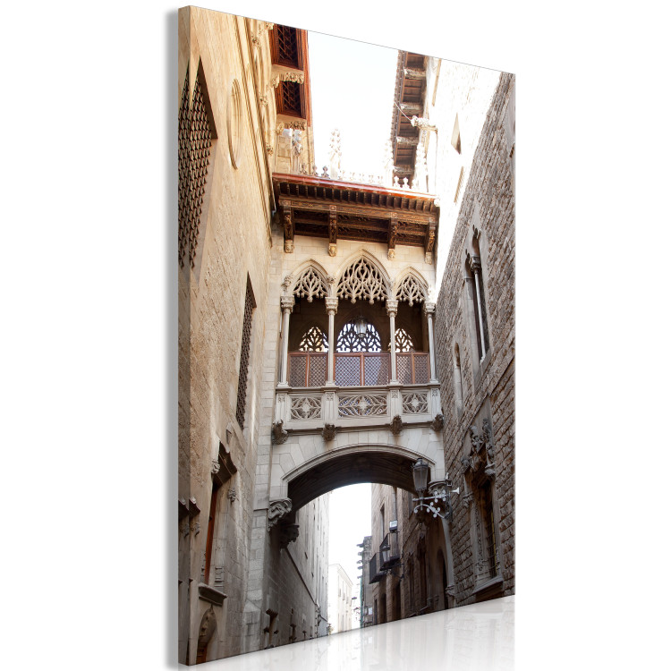 Canvas Art Print Gothic district in Barcelona - photograph of historic architecture 123913 additionalImage 2