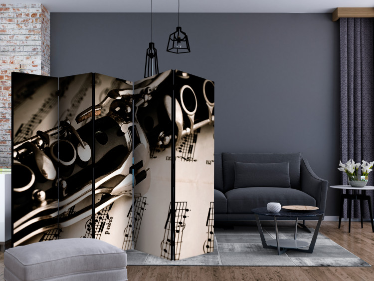 Folding Screen Clarinet and Musical Notes II (5-piece) - musical instrument against paper background 133333 additionalImage 4