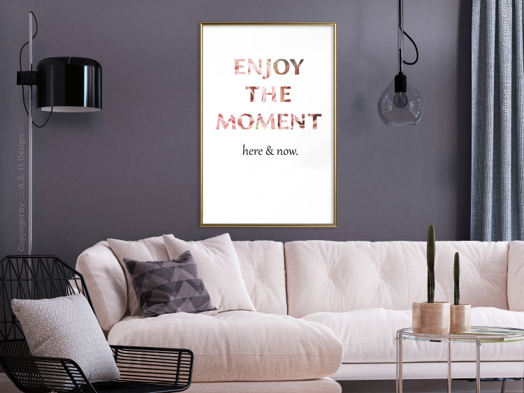 Poster Enjoy the Moment - English text with a pink motif on a white background 122943 additionalImage 5