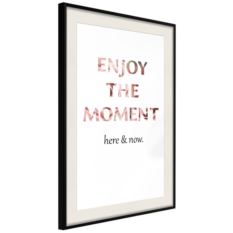 Poster Enjoy the Moment - English text with a pink motif on a white background 122943 additionalImage 3