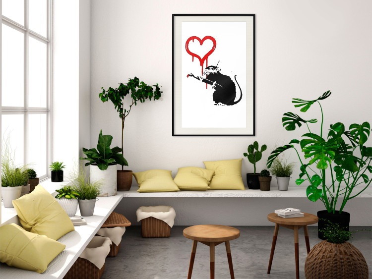 Poster Love Rat - rat painting a red heart on a white plain wall 132443 additionalImage 23