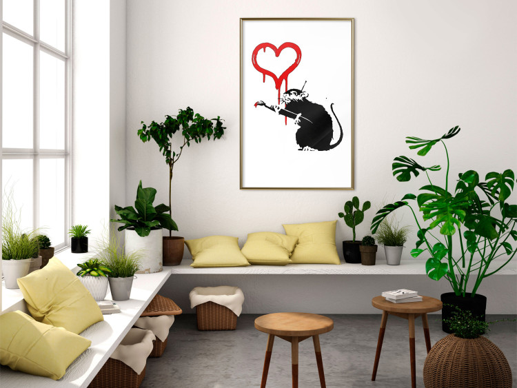 Poster Love Rat - rat painting a red heart on a white plain wall 132443 additionalImage 7