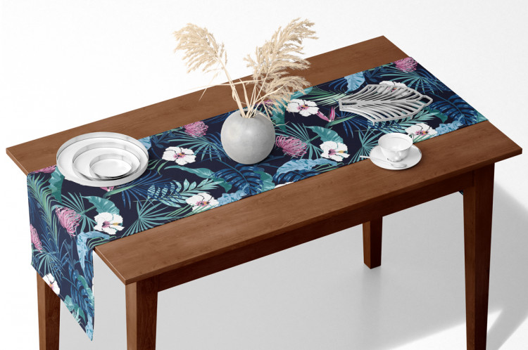 Table Runner Cozy jungle - a botanical composition with tropical plants 147153 additionalImage 2