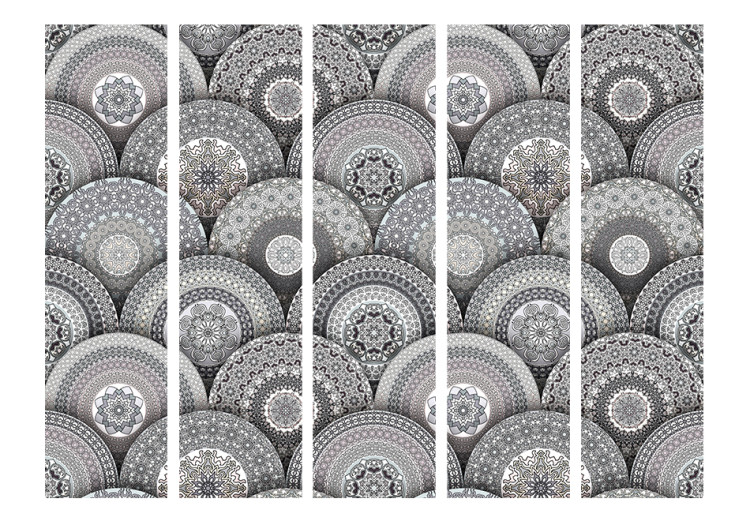 Folding Screen Gray Mandalas (5-piece) - composition in ornaments forming circles 128963 additionalImage 3