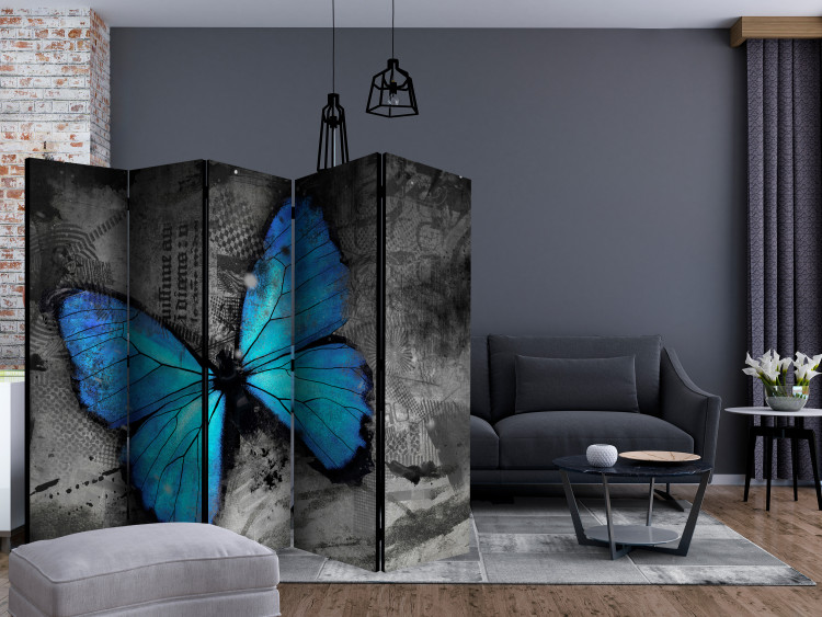 Folding Screen Winged II (5-piece) - blue butterfly on a gray abstraction background 133363 additionalImage 4