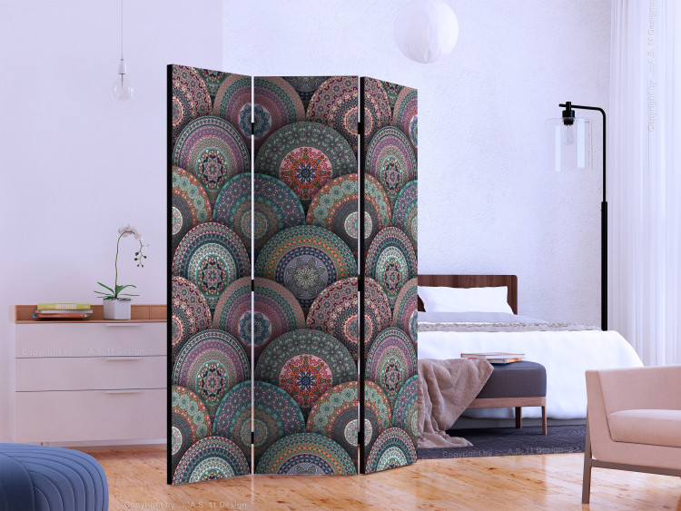 Folding Screen Oriental Kaleidoscope (3-piece) - background in colorful ethnic pattern 132873 additionalImage 2