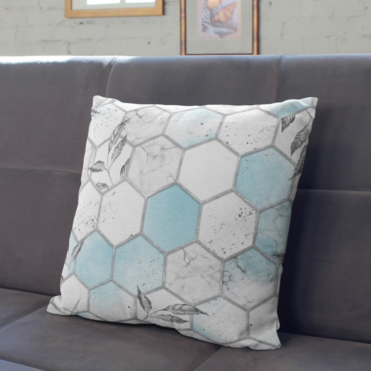 Decorative Microfiber Pillow Subtle hexagons - composition in shades of white and blue cushions 146973 additionalImage 3