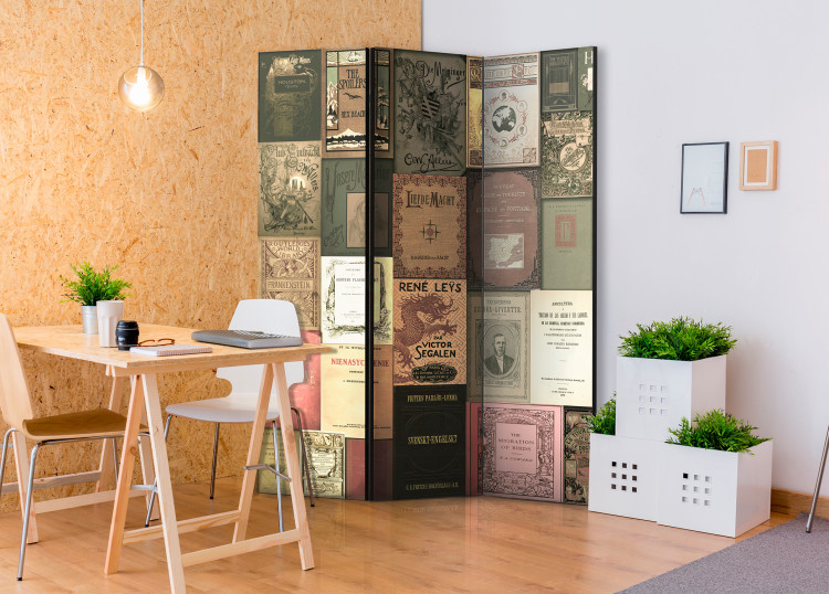 Folding Screen Bookish Paradise - romantic mosaic texture from covers of retro books 97914 additionalImage 4