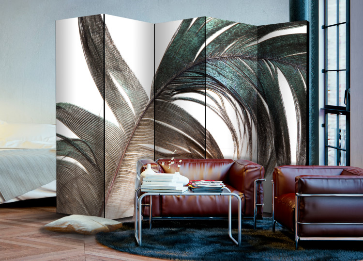 Folding Screen Beautiful Feather II - colorful feather on white background in romantic motif 97434 additionalImage 2