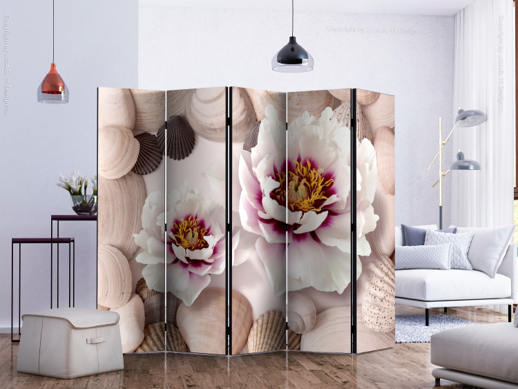 Room Separator Flowers and Shells II (5-piece) - romantic collage in light aesthetics 132844 additionalImage 2