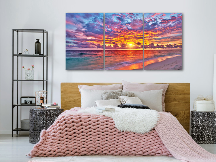 Canvas Print Sea Landscape - Beach Illuminated by the Rays of the Setting Sun 149844 additionalImage 3