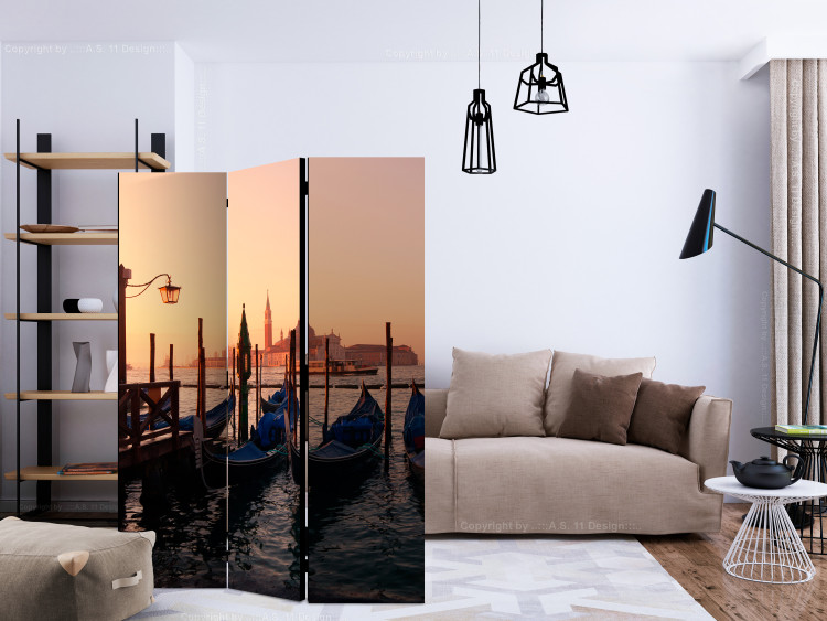 Room Separator Into the Unknown with a Gondola (3-piece) - Venetian boats and sunset 124154 additionalImage 4