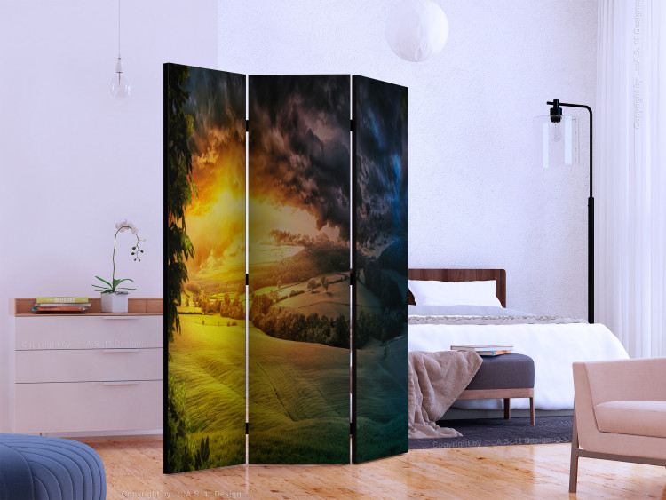 Folding Screen Twilight Over the Valley (3-piece) - fields and meadows against the backdrop of sunny mountains 124064 additionalImage 2