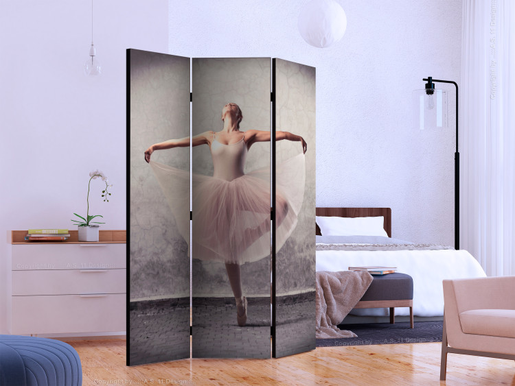 Room Separator Ballet - Poetry Without Words (3-piece) - woman dancing on the street 133374 additionalImage 2