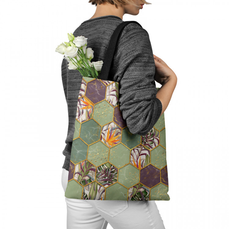 Shopping Bag Covered shrubs - multicoloured pattern with hexagonal composition 147584 additionalImage 3