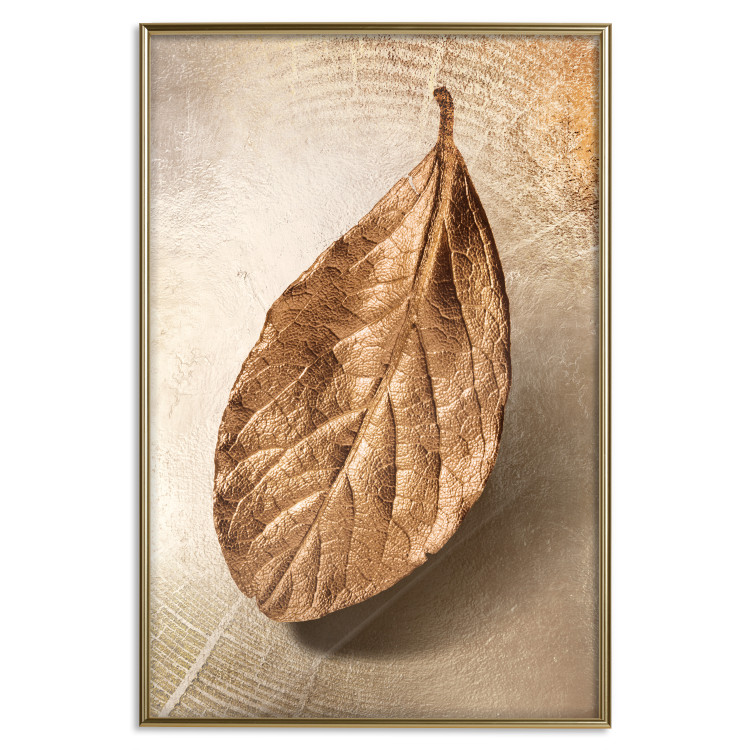 Poster Golden Lightness - golden leaf with distinct texture on a beige background 127394 additionalImage 17