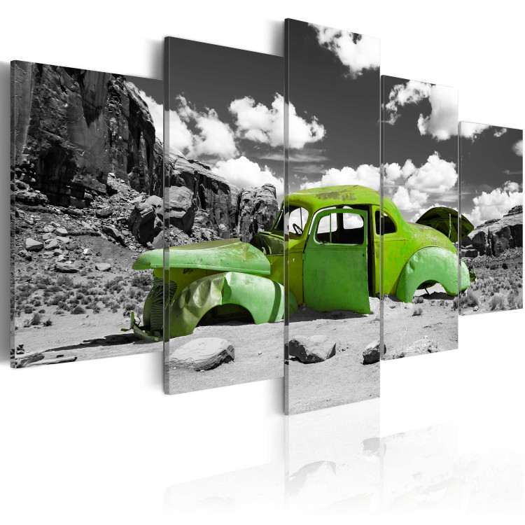 Canvas Art Print Hermit (5-piece) - green abandoned vintage car in a vintage style 149094 additionalImage 2