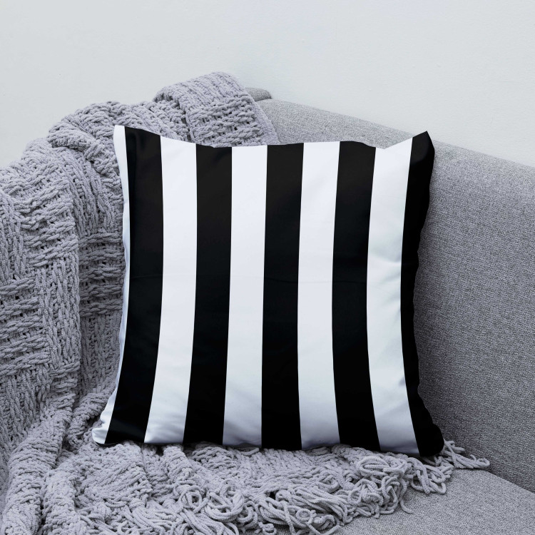 Decorative Microfiber Pillow Zebra - Minimalist Composition of Black and White Stripes 151294 additionalImage 5