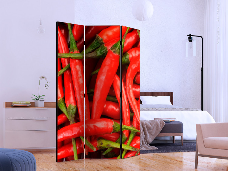 Room Divider Screen Chili Pepper - Background (3-piece) - pattern in fiery red vegetables 133305 additionalImage 2