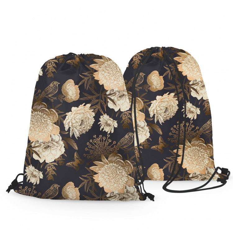 Backpack Bouquet of the night - an elegant floral composition in shades of gold 147405 additionalImage 3