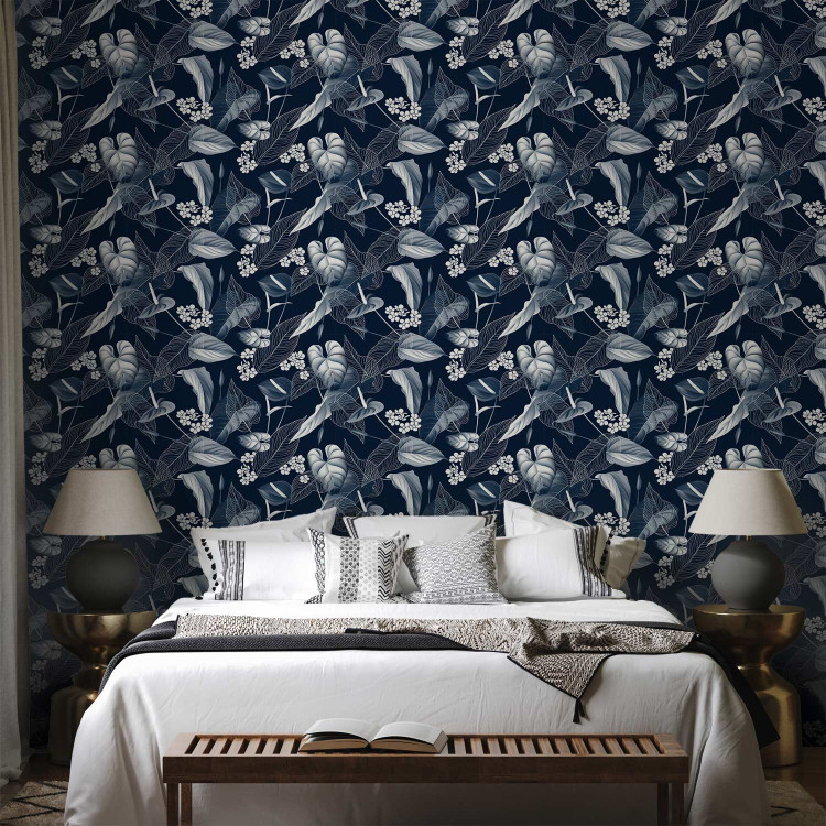 Modern Wallpaper Monochrome Nature - Sketch of Leaves and Flowers on a Navy Blue Background 149905 additionalImage 4