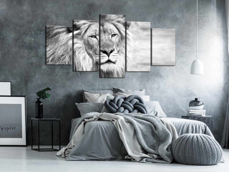 Canvas Lion King (5-part) Wide Black and White - African Wild Cat 108235 additionalImage 3