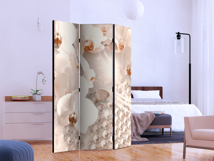 Room Separator Treasures of Elegance - lily flowers in a bright composition with 3D imitation 133845 additionalImage 2