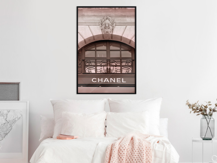 Poster Chanel Boutique - building architecture with the fashion company's name and sculpture 125755 additionalImage 3