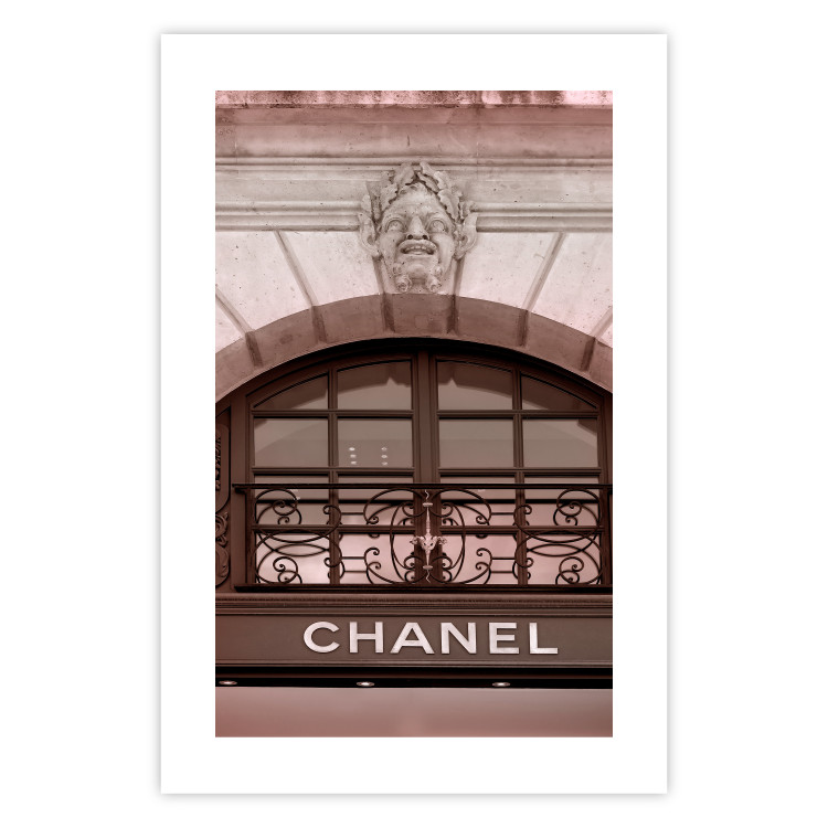 Poster Chanel Boutique - building architecture with the fashion company's name and sculpture 125755 additionalImage 19