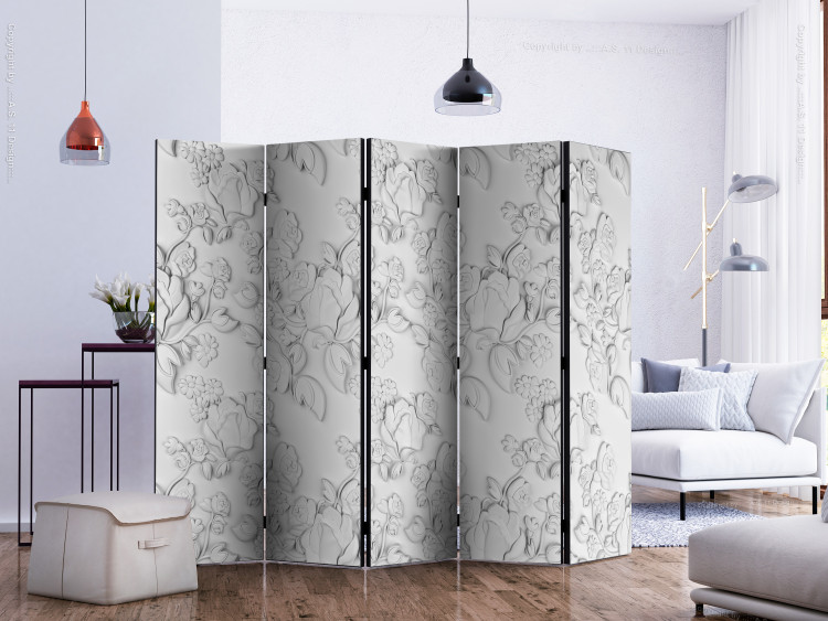 Folding Screen White Ornament: Roses II (5-piece) - composition with floral motif 133555 additionalImage 2