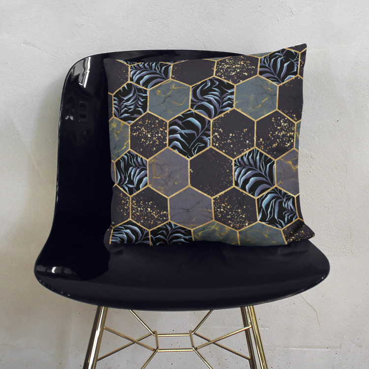 Decorative Microfiber Pillow Floral geometry - hexagons and branches in dark colours cushions 146955 additionalImage 5