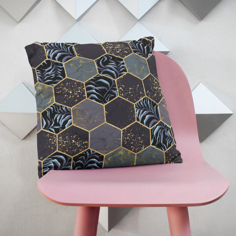 Decorative Microfiber Pillow Floral geometry - hexagons and branches in dark colours cushions 146955 additionalImage 4