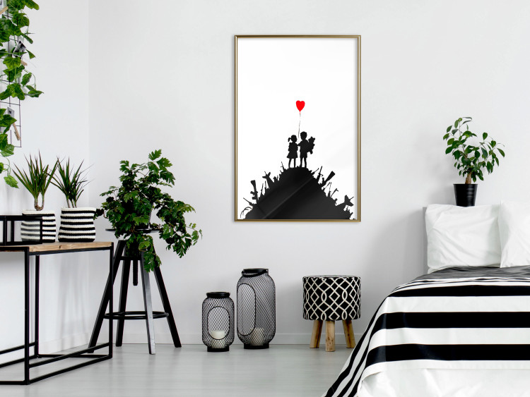 Wall Poster Battlefield - black and white composition with a pair of children and a heart-shaped balloon 118765 additionalImage 7