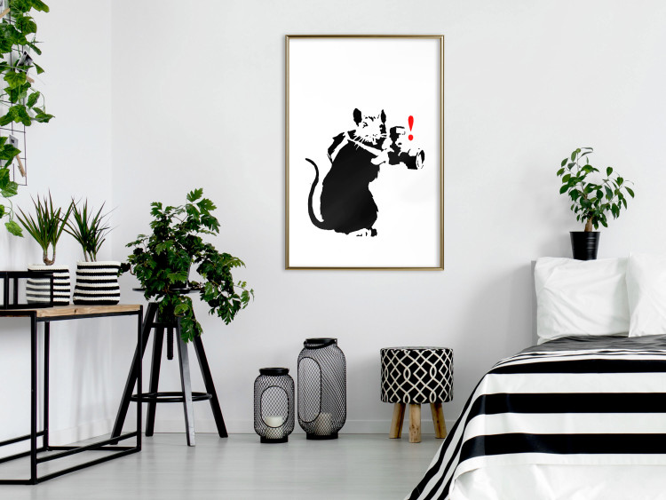 Poster Rat Photographer - black and white Banksy-style graffiti with an animal 118775 additionalImage 7