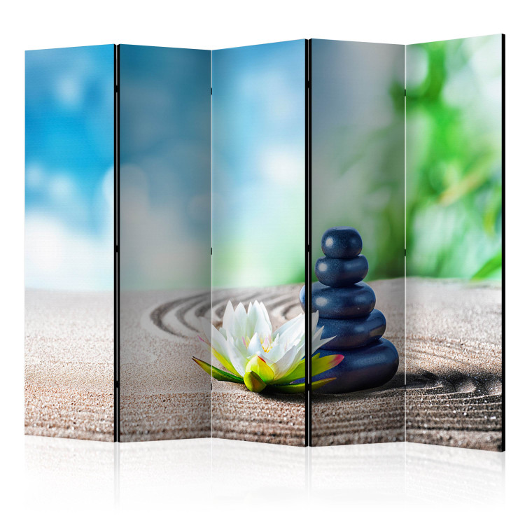 Folding Screen Quiet Place II - blue stones and orchid flowers on sand 96075