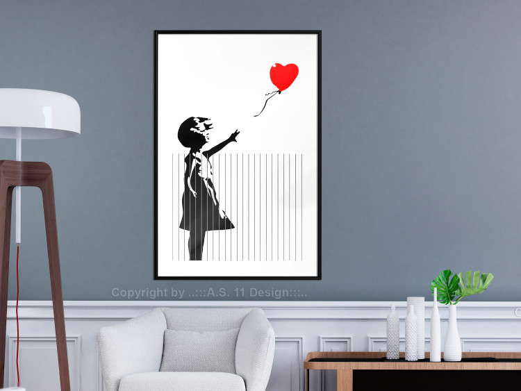 Poster Shredded Banksy - black and white girl releasing a red balloon 132495 additionalImage 4