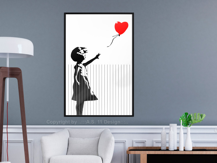 Poster Shredded Banksy - black and white girl releasing a red balloon 132495 additionalImage 3