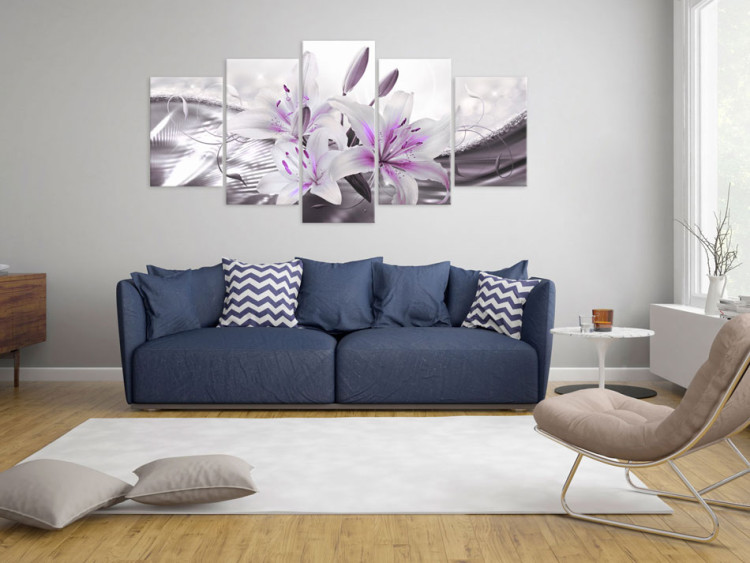 Canvas Art Print Crystal Finesse (5-piece) - Romantic Lilies in the Glow of Purple 93795 additionalImage 3