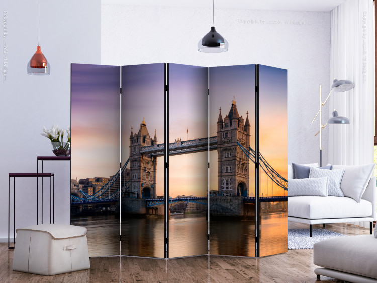 Room Divider Screen Sunset Bridge II - architecture of a bridge in London over the river 123306 additionalImage 2