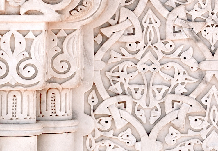Poster Lacy Radiance - beige architecture of a column adorned with ornaments 129506 additionalImage 12